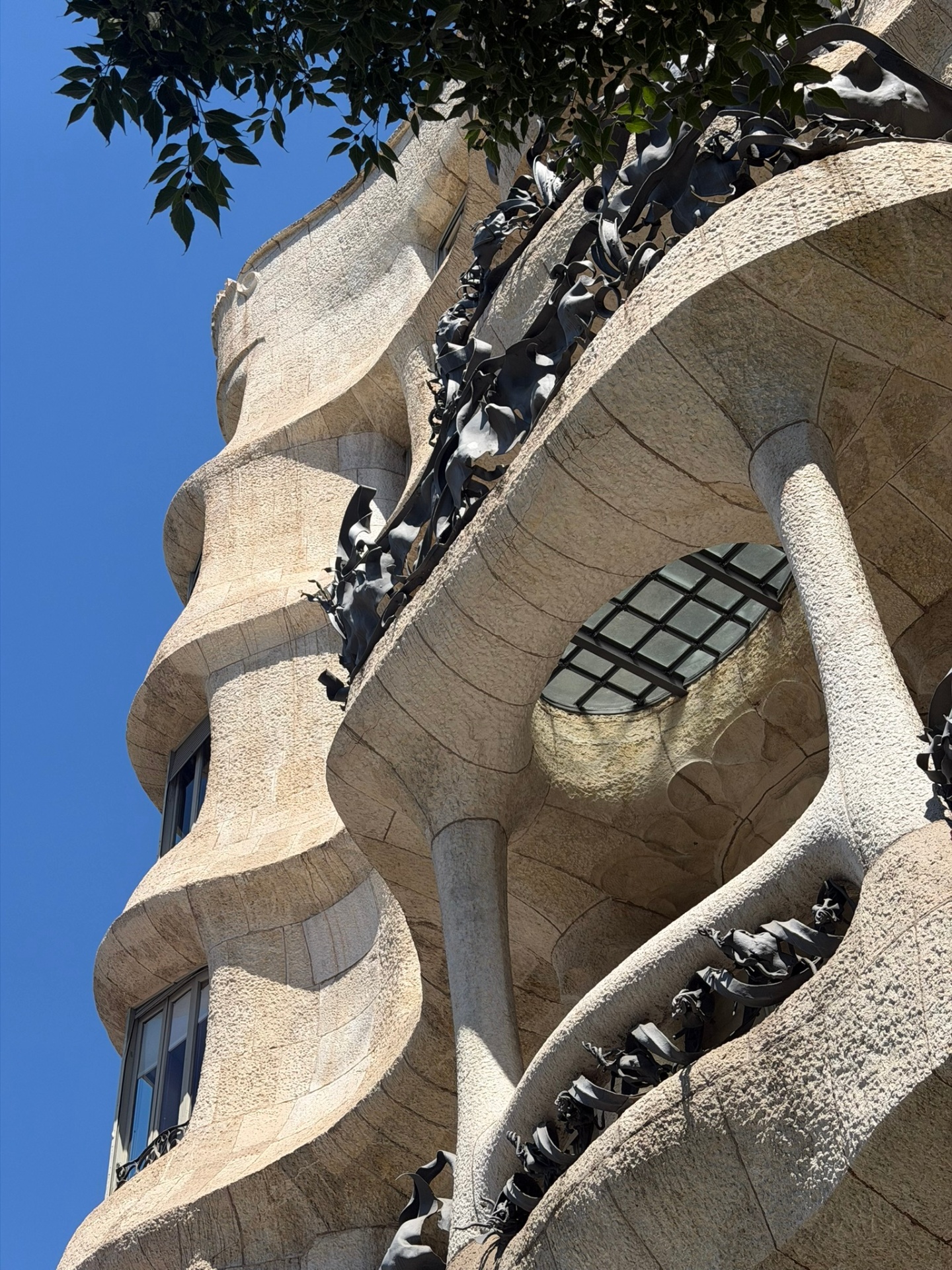 Movimiento Infinito — Barcelona, Spain